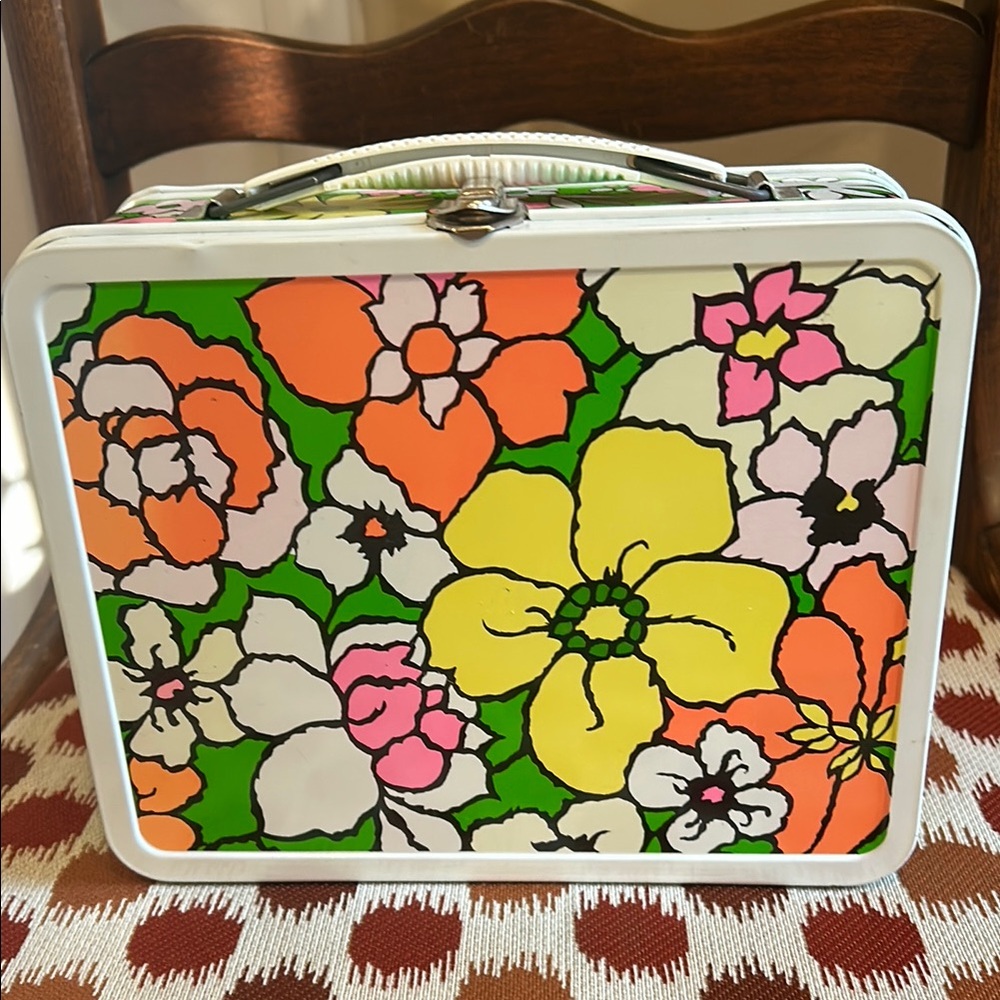 Vintage 1960’s Floral Patterned Metal Lunchbox